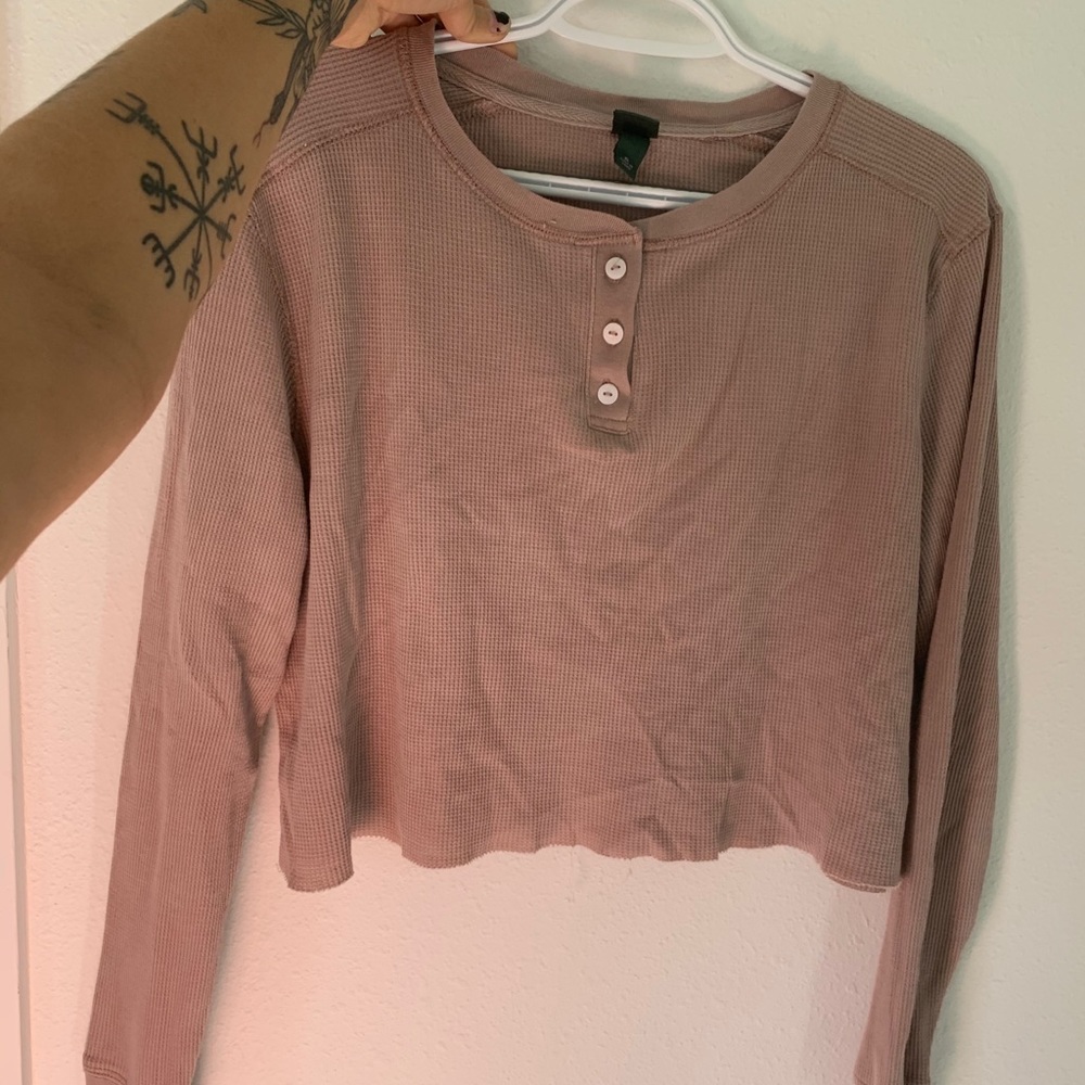 Wild fable Cropped rose colored Henley